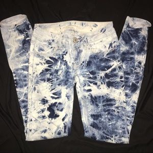 Acid wash American eagle jeans